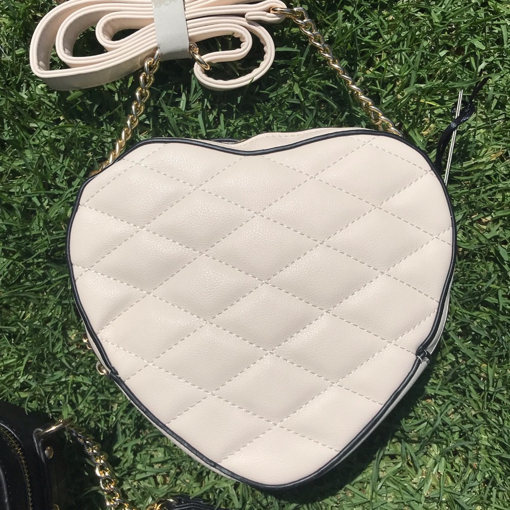 New Beautiful ❤️ purses - Picture 3 of 6